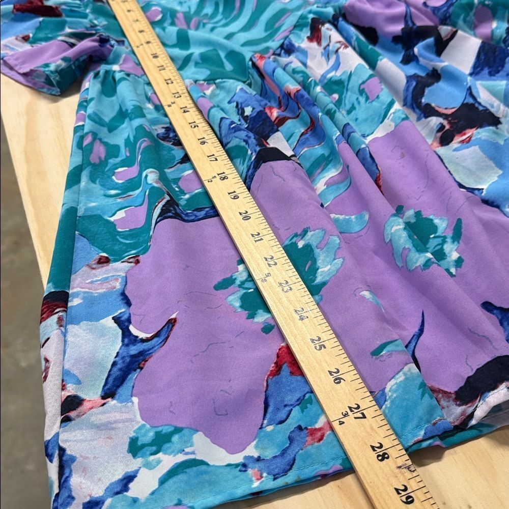 Colorful Abstract Print Blouse - Picture 6 of 8
